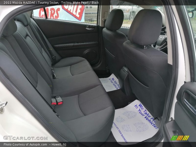 Techno White Pearl / Black 2011 Mazda MAZDA6 i Touring Sedan