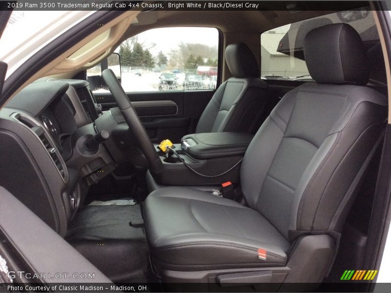 Bright White / Black/Diesel Gray 2019 Ram 3500 Tradesman Regular Cab 4x4 Chassis