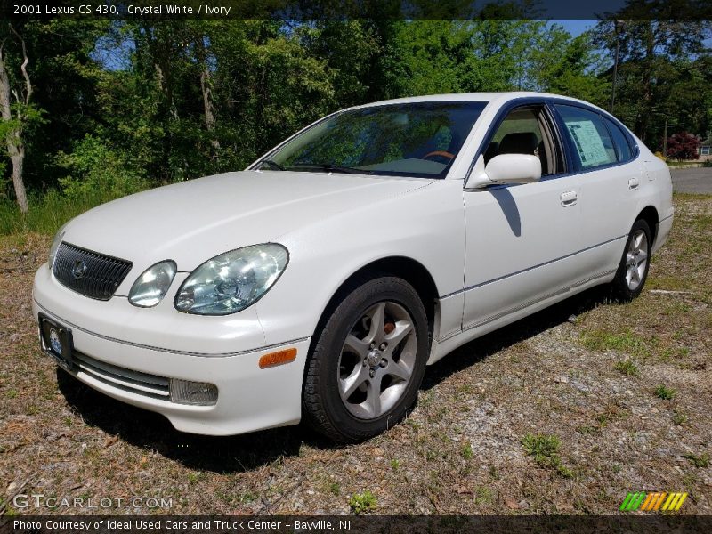 Front 3/4 View of 2001 GS 430