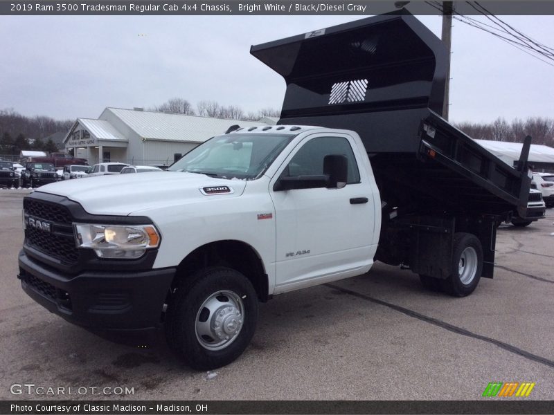 Bright White / Black/Diesel Gray 2019 Ram 3500 Tradesman Regular Cab 4x4 Chassis