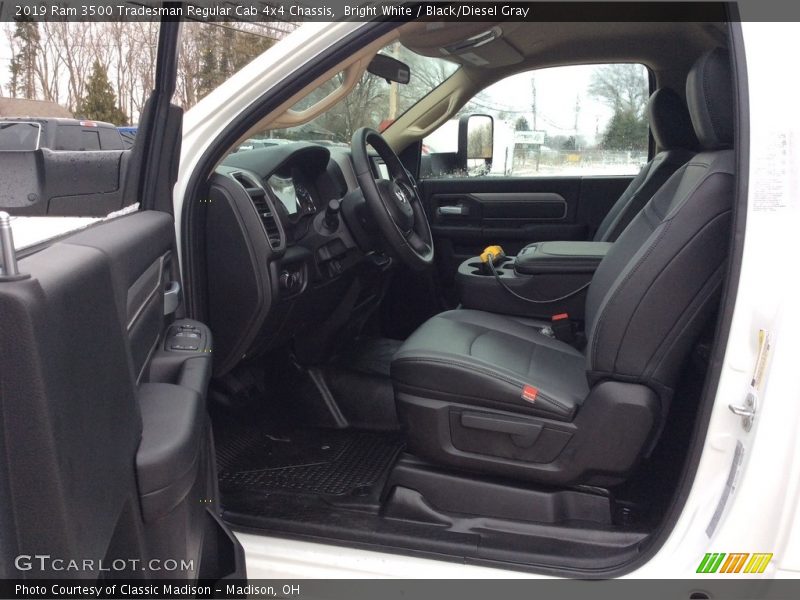 Bright White / Black/Diesel Gray 2019 Ram 3500 Tradesman Regular Cab 4x4 Chassis