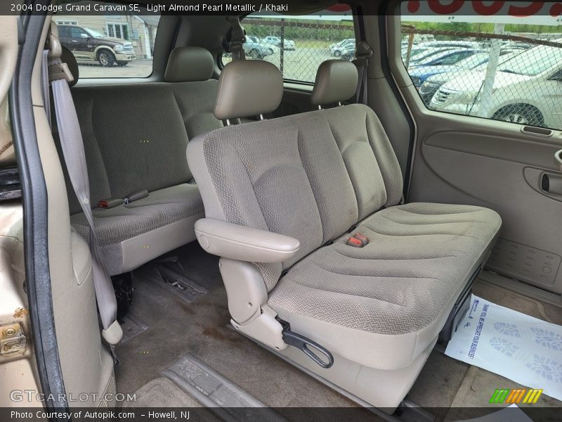 Light Almond Pearl Metallic / Khaki 2004 Dodge Grand Caravan SE