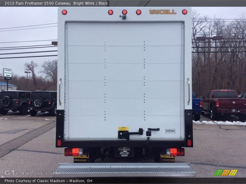 Bright White / Black 2019 Ram ProMaster 3500 Cutaway