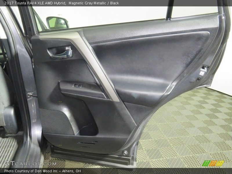 Magnetic Gray Metallic / Black 2017 Toyota RAV4 XLE AWD Hybrid