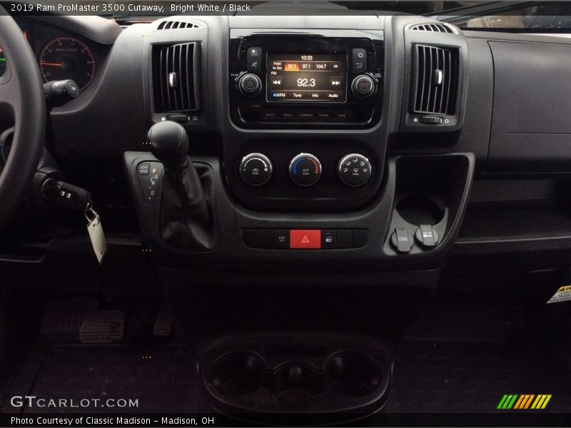 Bright White / Black 2019 Ram ProMaster 3500 Cutaway