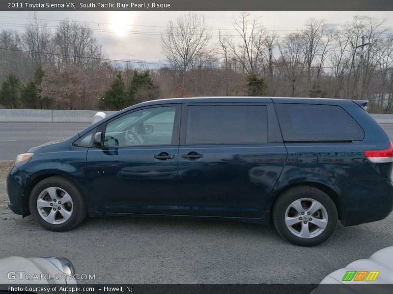 South Pacific Blue Pearl / Bisque 2011 Toyota Sienna V6
