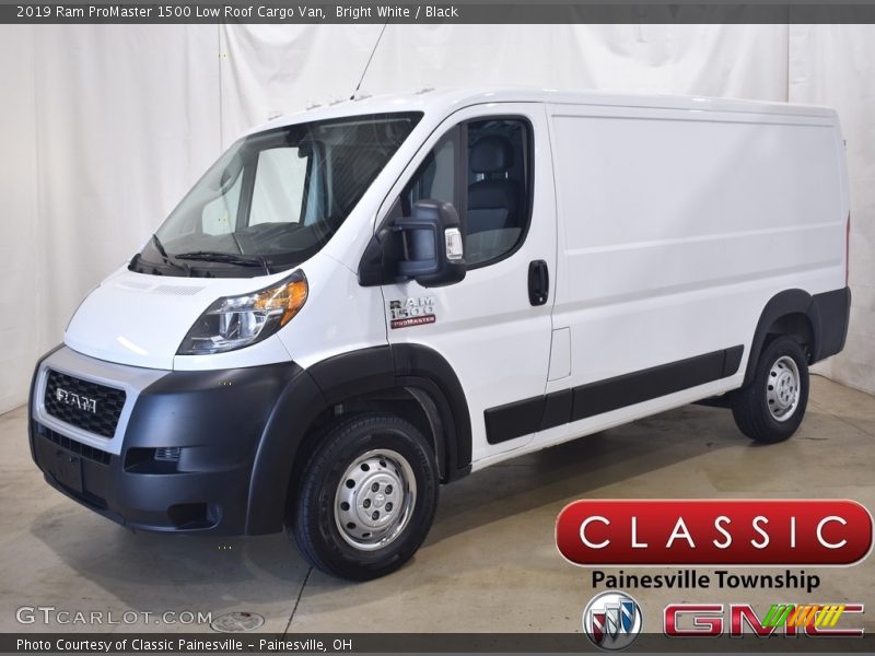 Bright White / Black 2019 Ram ProMaster 1500 Low Roof Cargo Van