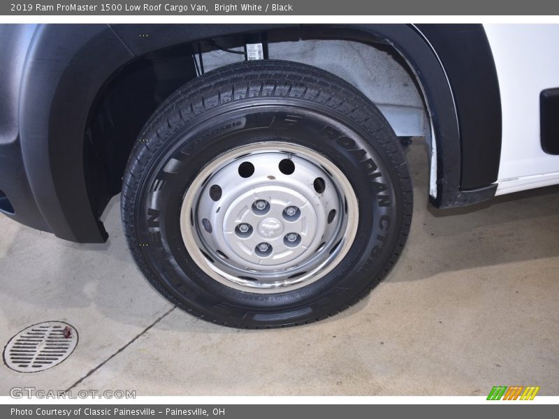 Bright White / Black 2019 Ram ProMaster 1500 Low Roof Cargo Van
