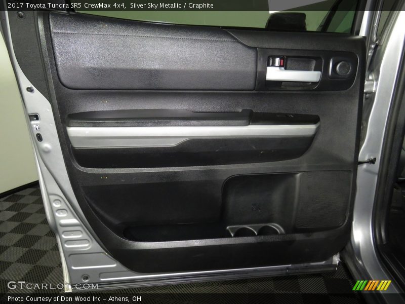 Silver Sky Metallic / Graphite 2017 Toyota Tundra SR5 CrewMax 4x4