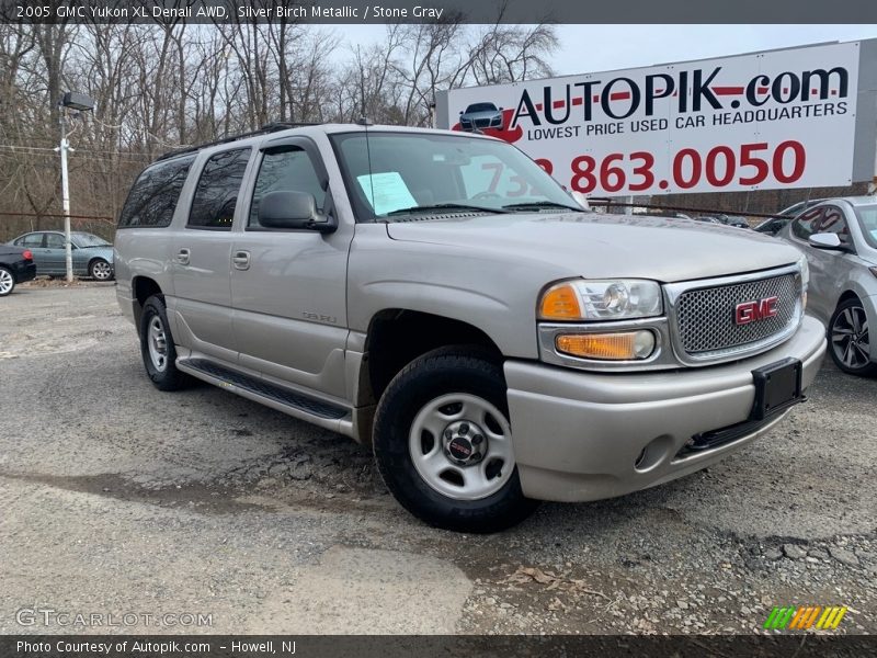 Silver Birch Metallic / Stone Gray 2005 GMC Yukon XL Denali AWD