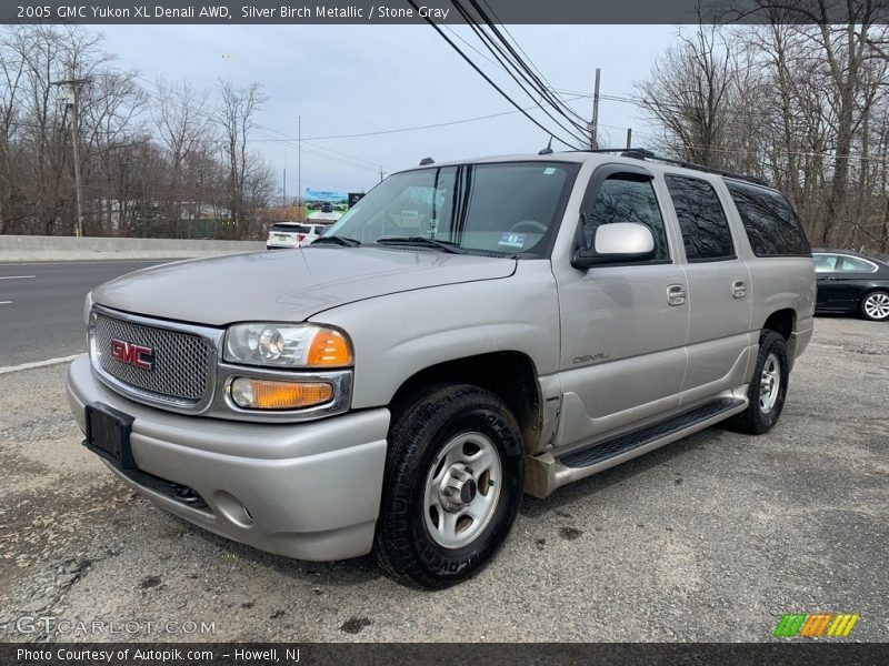 Silver Birch Metallic / Stone Gray 2005 GMC Yukon XL Denali AWD