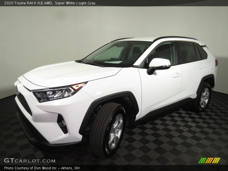 Super White / Light Gray 2020 Toyota RAV4 XLE AWD