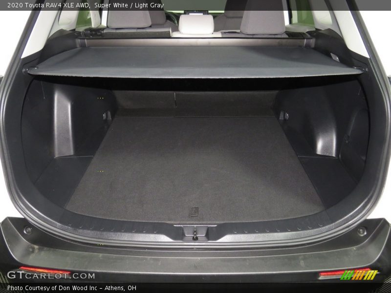 Super White / Light Gray 2020 Toyota RAV4 XLE AWD