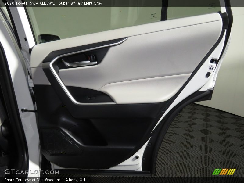 Super White / Light Gray 2020 Toyota RAV4 XLE AWD