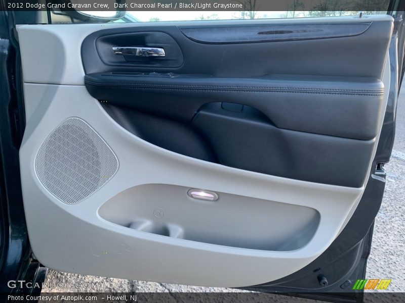 Dark Charcoal Pearl / Black/Light Graystone 2012 Dodge Grand Caravan Crew