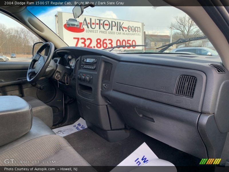 Bright White / Dark Slate Gray 2004 Dodge Ram 1500 ST Regular Cab