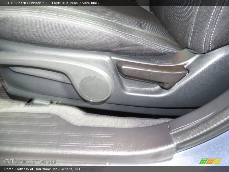 Lapis Blue Pearl / Slate Black 2016 Subaru Outback 2.5i