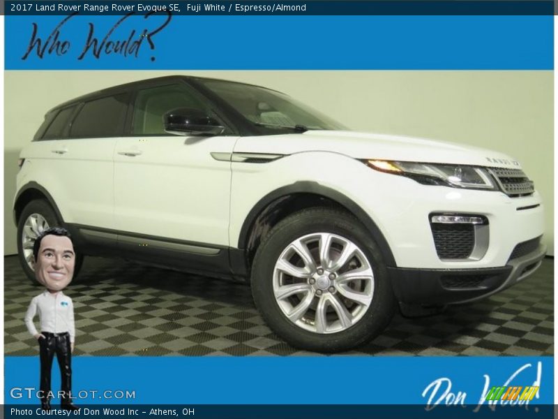 Fuji White / Espresso/Almond 2017 Land Rover Range Rover Evoque SE