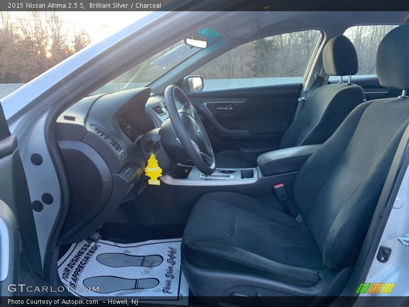 Brilliant Silver / Charcoal 2015 Nissan Altima 2.5 S