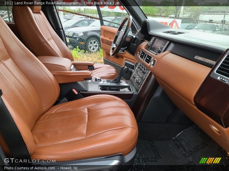 Front Seat of 2012 Range Rover Autobiography