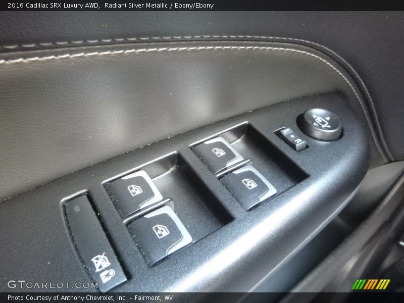 Radiant Silver Metallic / Ebony/Ebony 2016 Cadillac SRX Luxury AWD