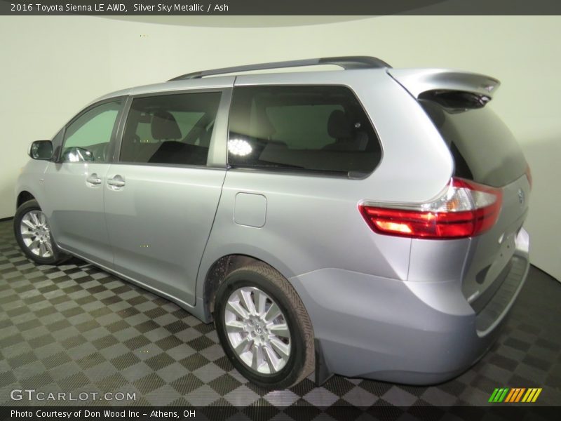Silver Sky Metallic / Ash 2016 Toyota Sienna LE AWD