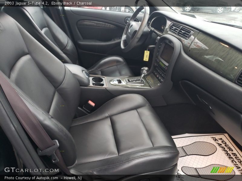 Ebony Black / Charcoal 2003 Jaguar S-Type 4.2