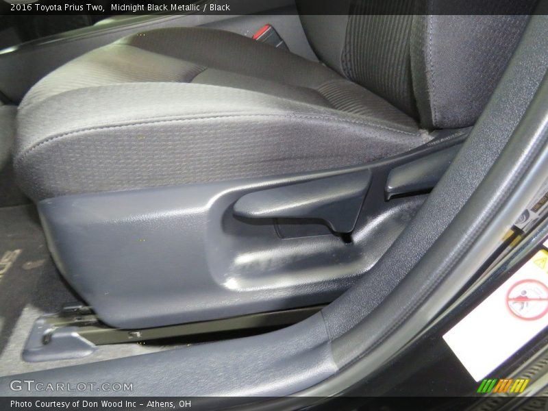 Midnight Black Metallic / Black 2016 Toyota Prius Two