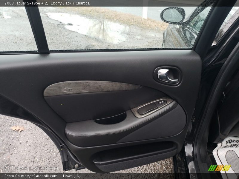 Ebony Black / Charcoal 2003 Jaguar S-Type 4.2