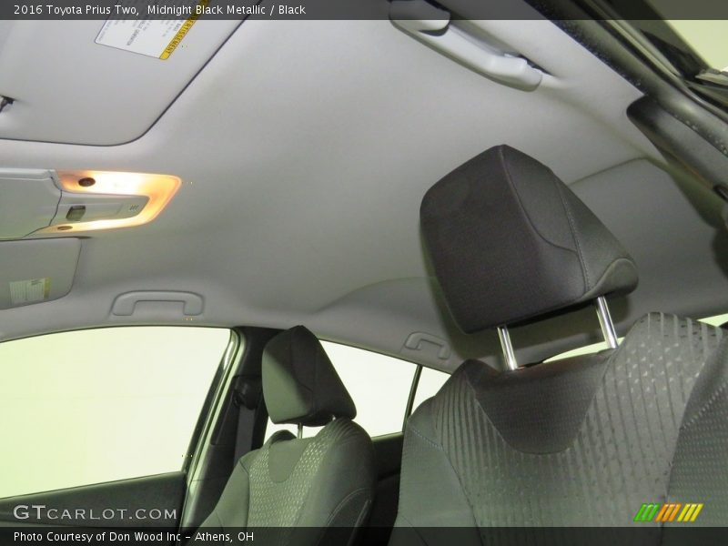 Midnight Black Metallic / Black 2016 Toyota Prius Two