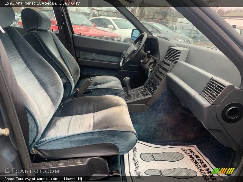 Front Seat of 1991 164 Sedan