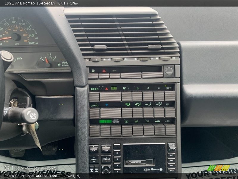 Controls of 1991 164 Sedan