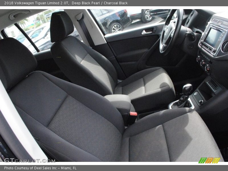 Deep Black Pearl / Charcoal Black 2018 Volkswagen Tiguan Limited 2.0T