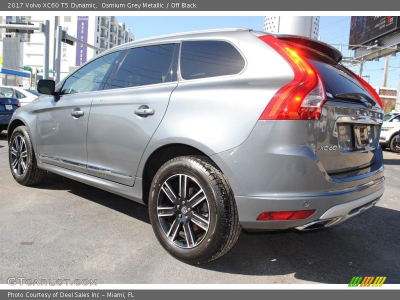 Osmium Grey Metallic / Off Black 2017 Volvo XC60 T5 Dynamic