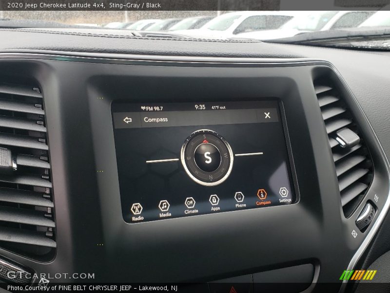 Sting-Gray / Black 2020 Jeep Cherokee Latitude 4x4