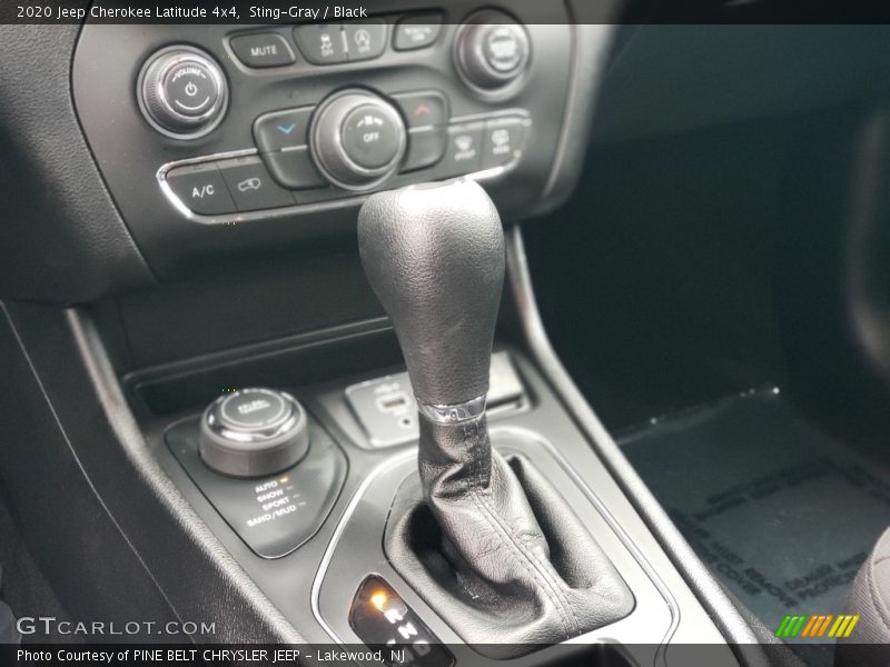 Sting-Gray / Black 2020 Jeep Cherokee Latitude 4x4