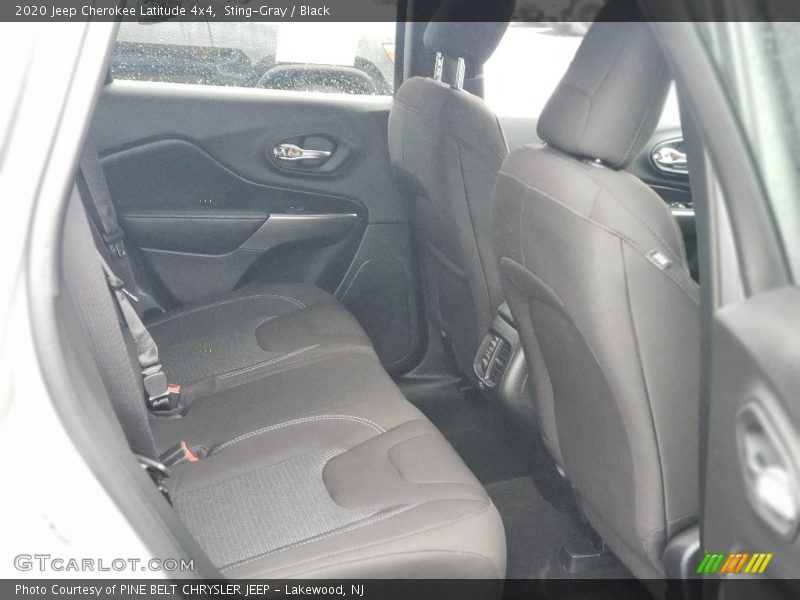 Sting-Gray / Black 2020 Jeep Cherokee Latitude 4x4