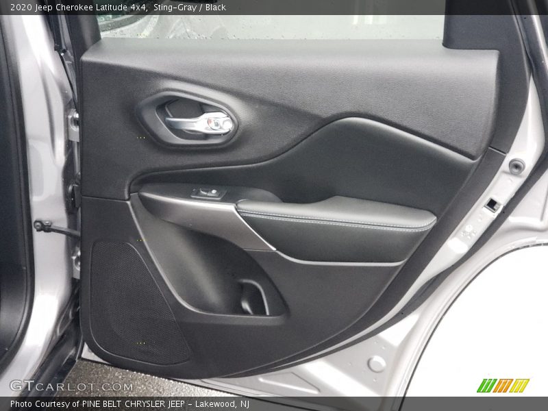 Sting-Gray / Black 2020 Jeep Cherokee Latitude 4x4
