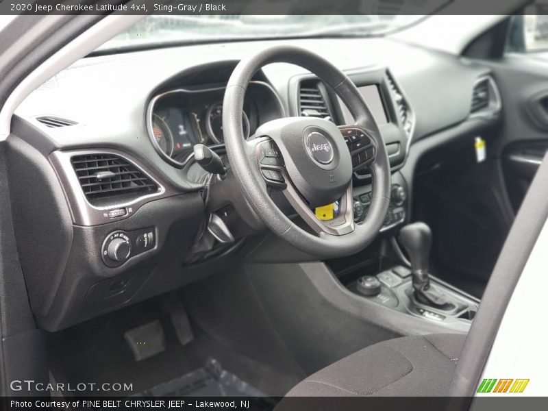 Sting-Gray / Black 2020 Jeep Cherokee Latitude 4x4
