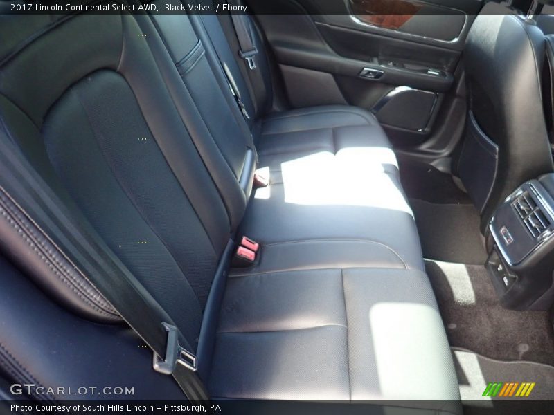 Black Velvet / Ebony 2017 Lincoln Continental Select AWD