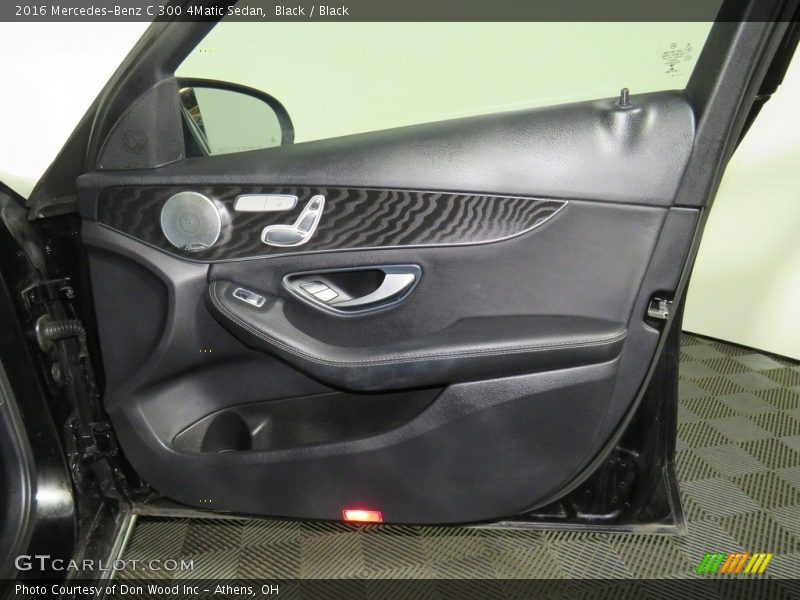Black / Black 2016 Mercedes-Benz C 300 4Matic Sedan