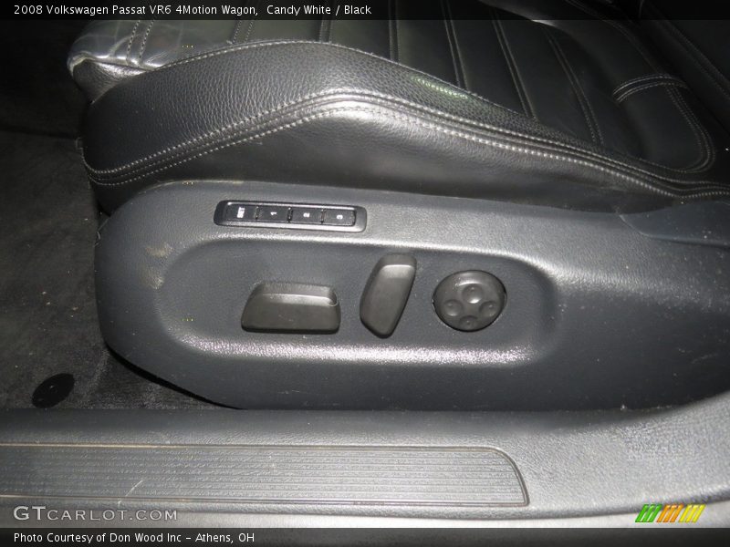 Front Seat of 2008 Passat VR6 4Motion Wagon