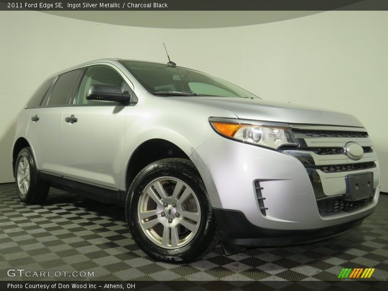 Ingot Silver Metallic / Charcoal Black 2011 Ford Edge SE
