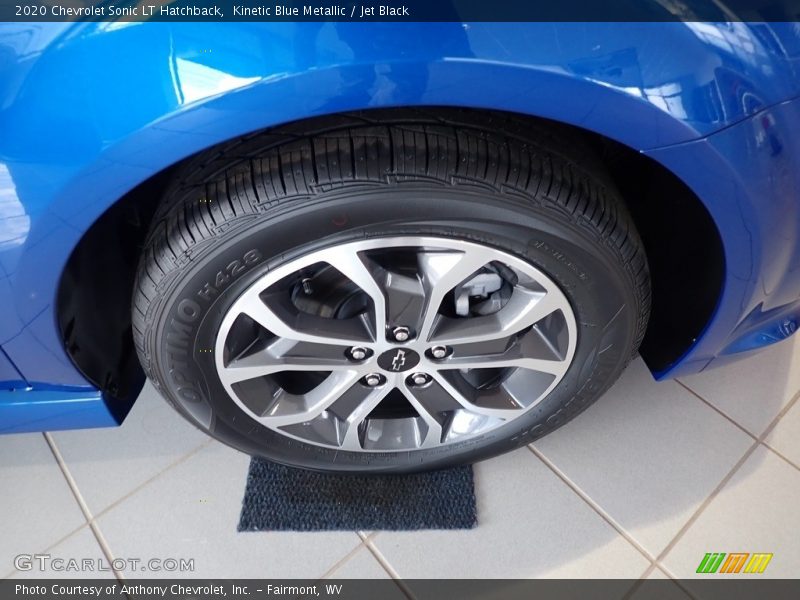 Kinetic Blue Metallic / Jet Black 2020 Chevrolet Sonic LT Hatchback