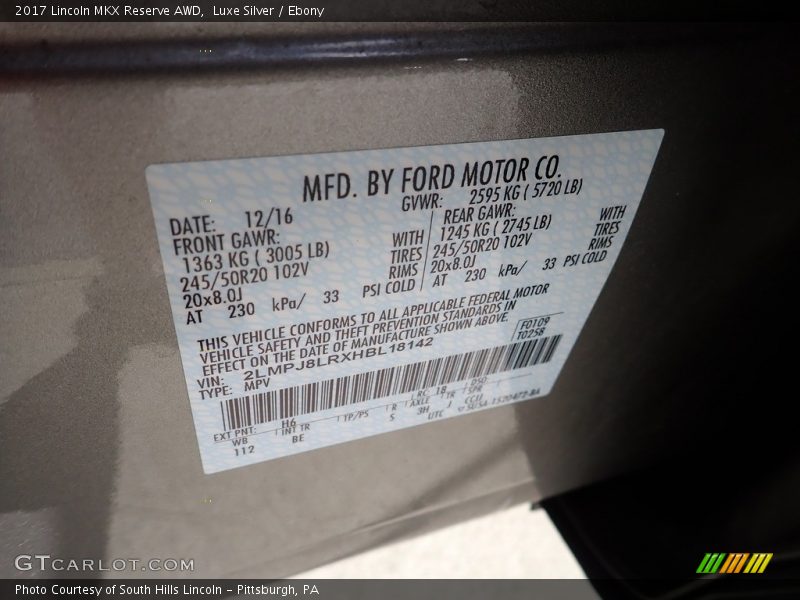 Luxe Silver / Ebony 2017 Lincoln MKX Reserve AWD
