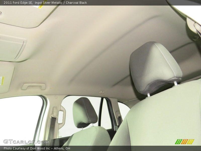 Ingot Silver Metallic / Charcoal Black 2011 Ford Edge SE