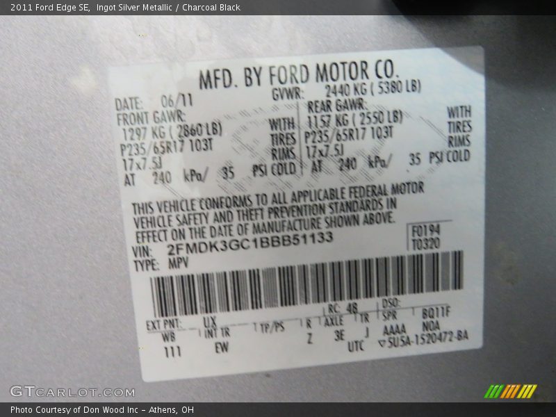 Ingot Silver Metallic / Charcoal Black 2011 Ford Edge SE