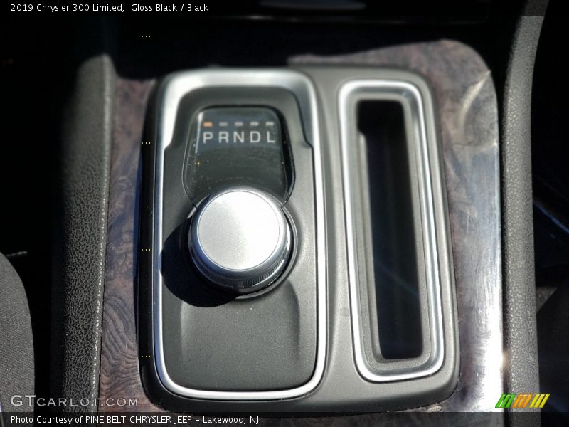  2019 300 Limited 8 Speed Automatic Shifter