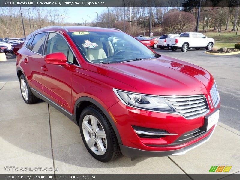 Front 3/4 View of 2018 MKC Premier AWD
