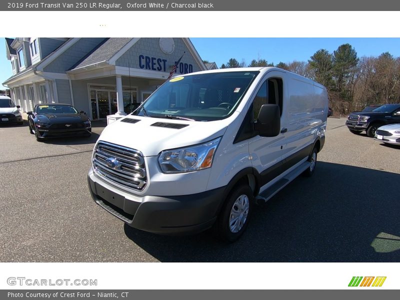 Oxford White / Charcoal black 2019 Ford Transit Van 250 LR Regular